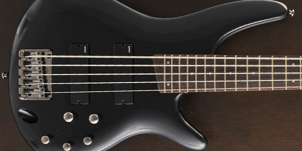 Ibanez】SR305: スティーブ・モンの機材道